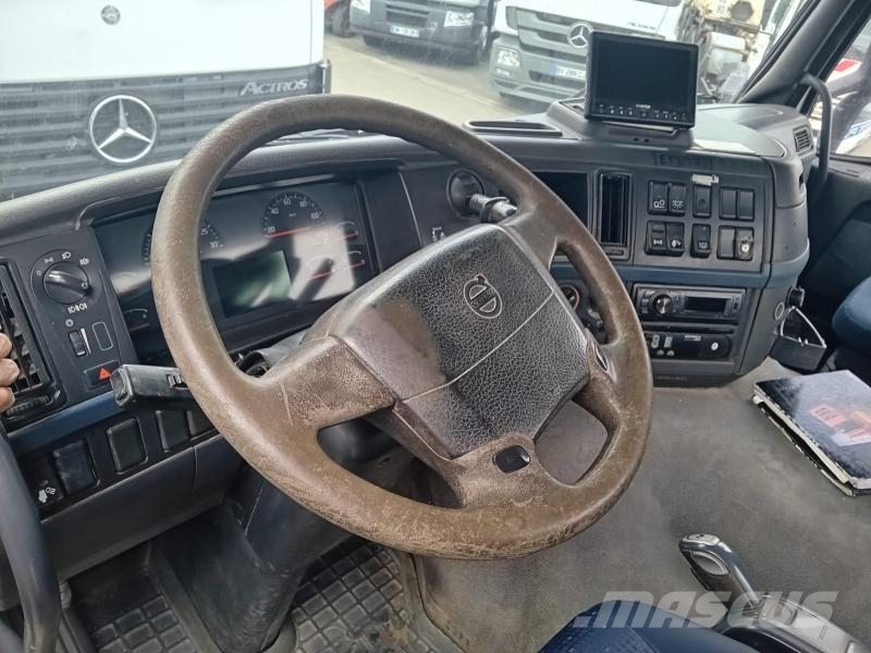 Volvo FM 400 Lastväxlare med kabellift