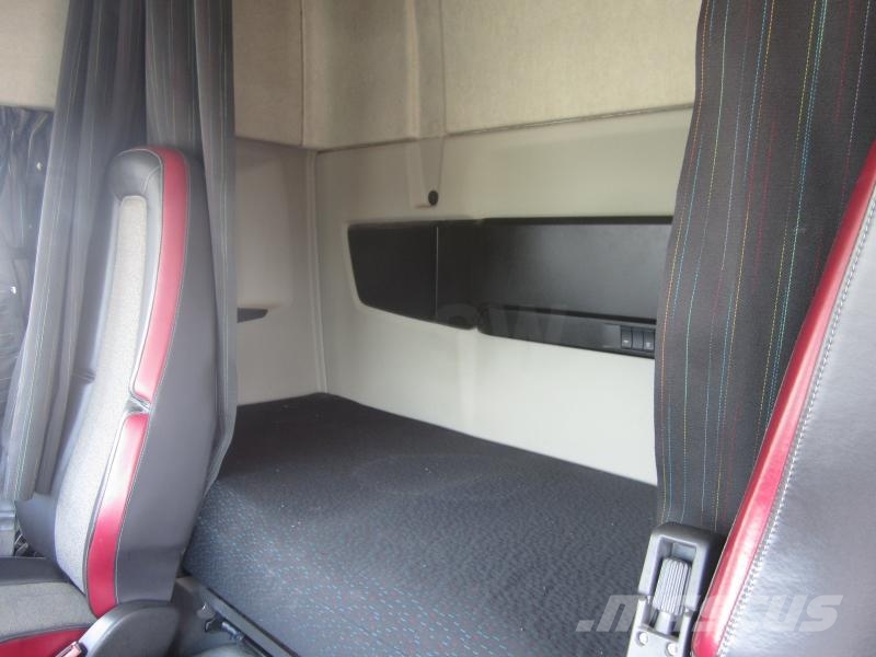 Volvo FMX 460 Vlačilci