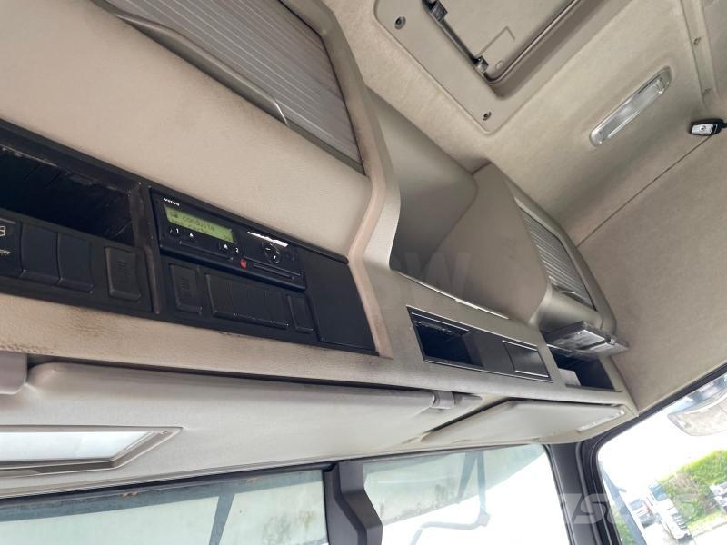 Volvo FMX 460 牵引车
