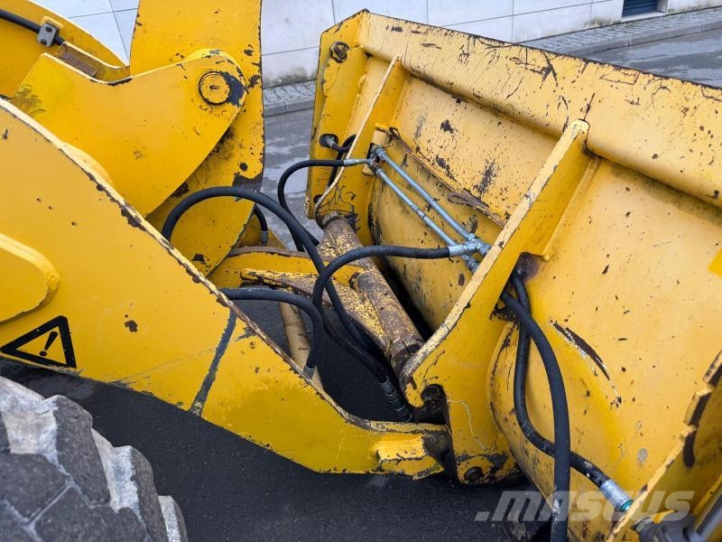 Volvo L 35 BZ 輪胎式裝載機