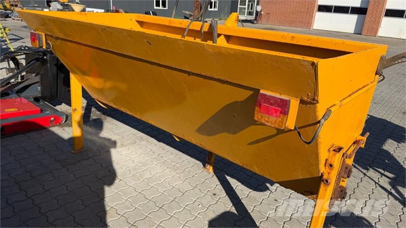 Hydromann Valseudlægger 2M Sand and salt spreaders