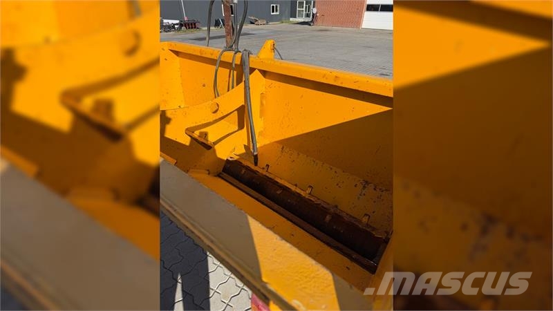 Hydromann Valseudlægger 2M Sand and salt spreaders