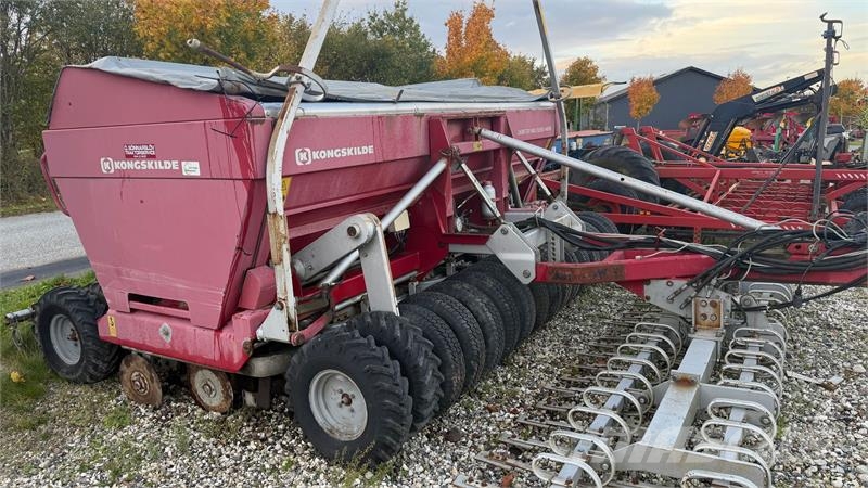 Kongskilde DEMETER MULTISEED 4000 Drillmaschinen