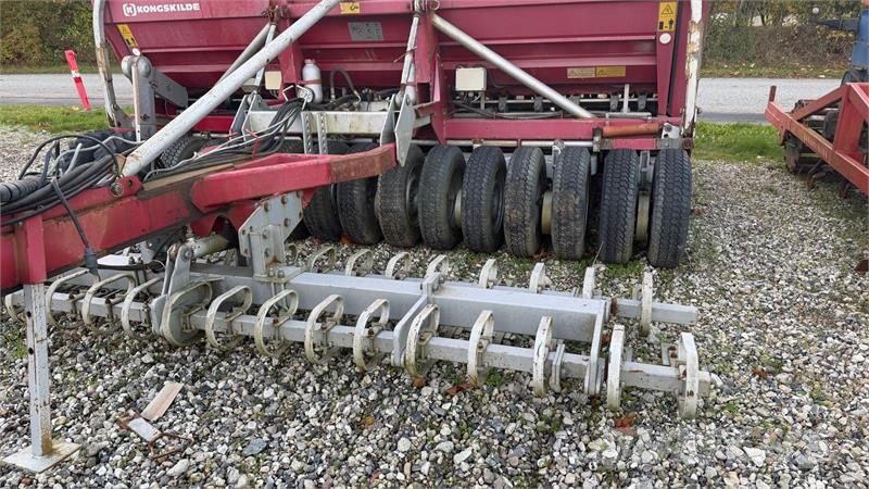 Kongskilde DEMETER MULTISEED 4000 Drillmaschinen