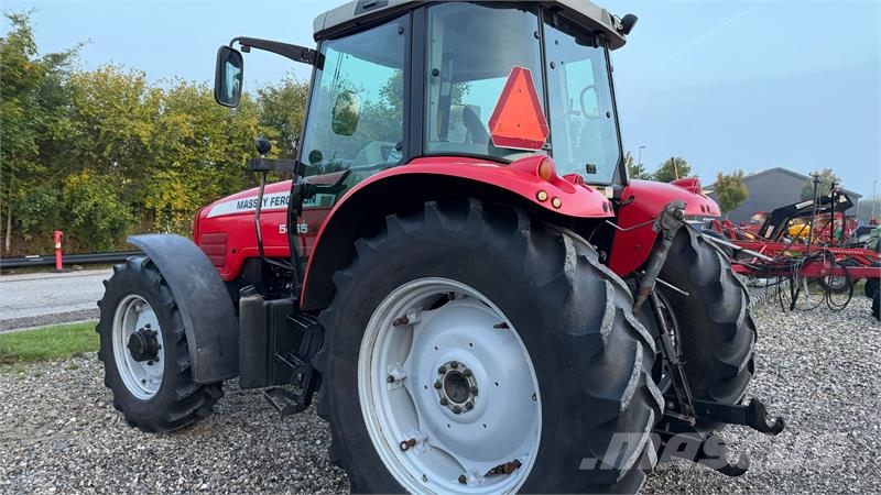 Massey Ferguson 5465 Traktorji