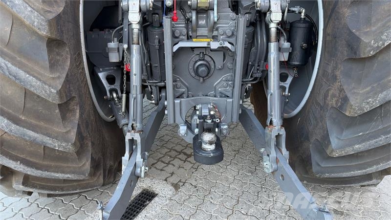 Massey Ferguson 9S.425 Dyna VT Exclusive Traktori