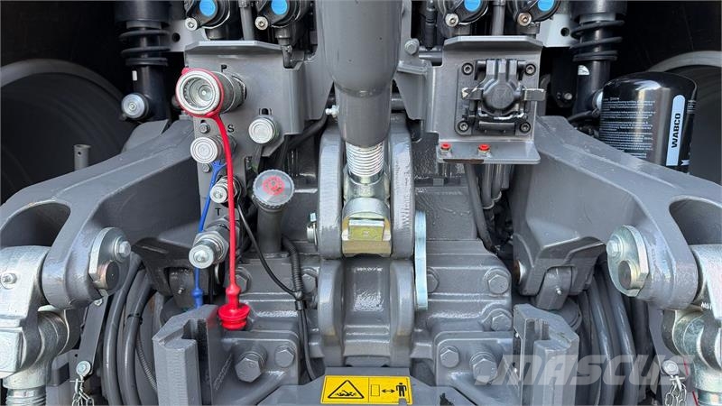 Massey Ferguson 9S.425 Dyna VT Exclusive Traktori