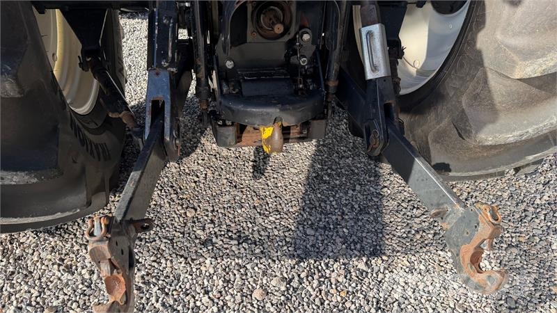 New Holland TM155 Super Steere 曳引機