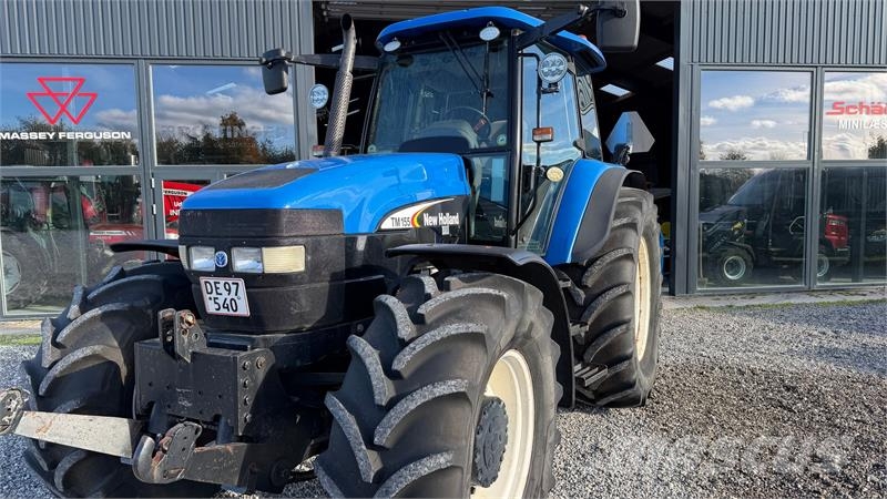 New Holland TM155 Super Steere 曳引機