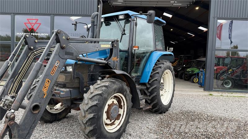 New Holland TS 100 Traktorer