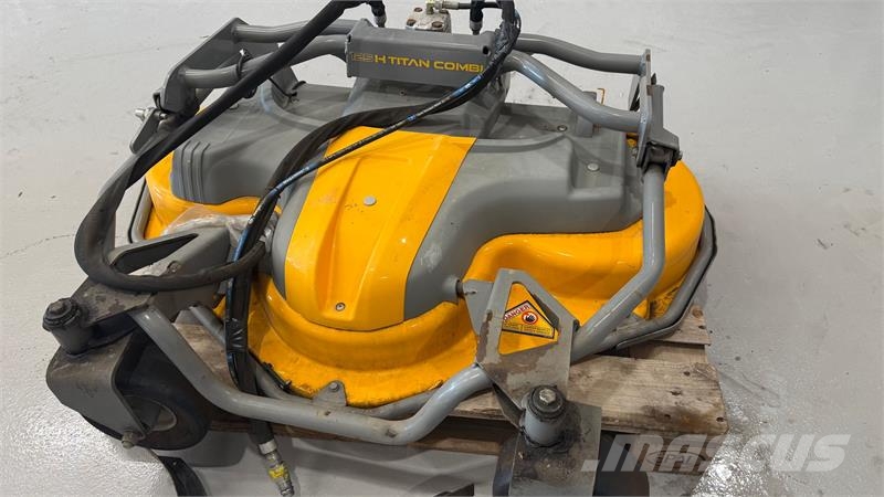 Stiga Titan 125 cm klippebor ركوب الحشائش