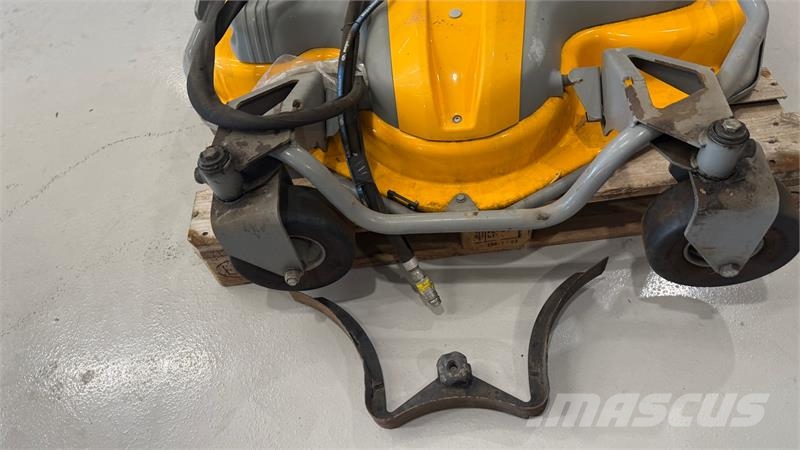 Stiga Titan 125 cm klippebor ركوب الحشائش