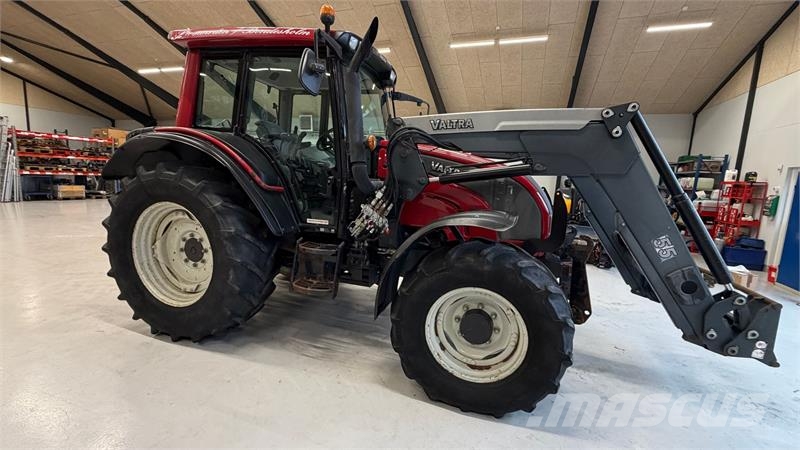 Valtra N101 HITECH Traktorer