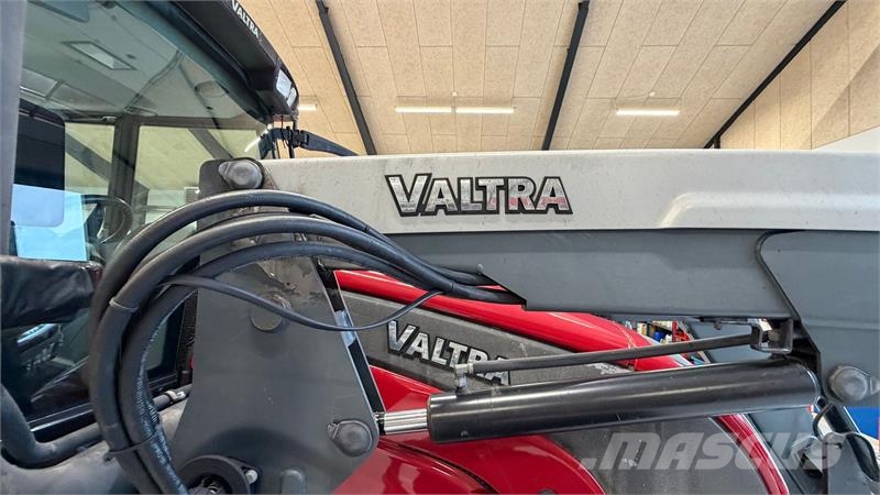 Valtra N101 HITECH Traktorer