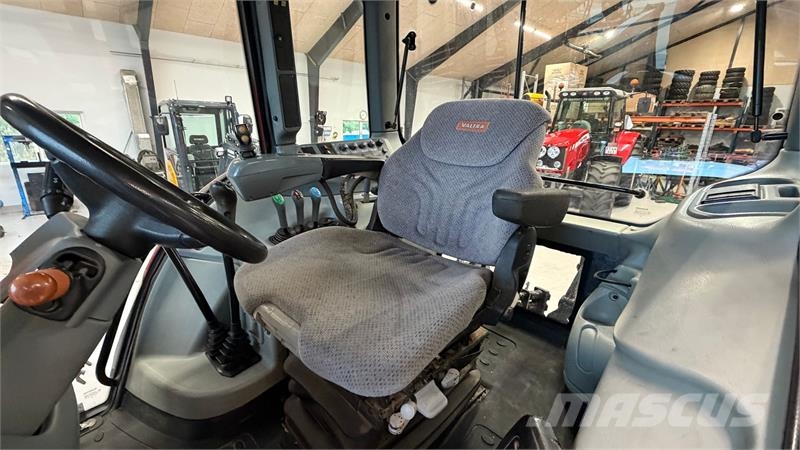Valtra N101 HITECH Traktorer