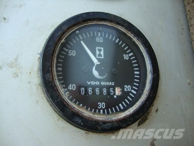 EWK PLR820R Teleskopbagger حفارات زحافة