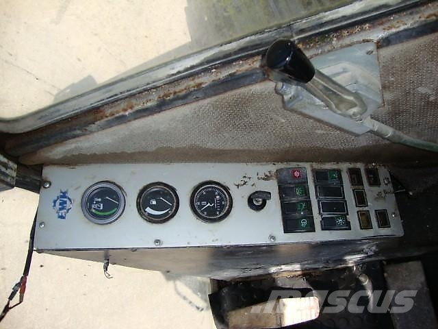 EWK PLR820R Teleskopbagger حفارات زحافة
