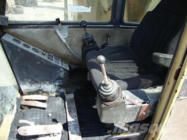 EWK PLR820R Teleskopbagger حفارات زحافة