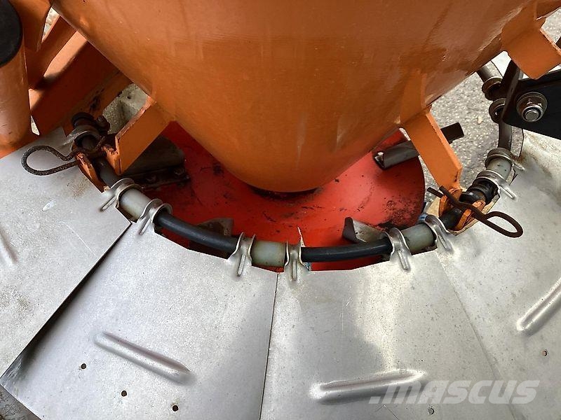 Rauch SA 121 R Typ 4 Salzstreuer hydraulisch angetrieben Entreprenør - Andet