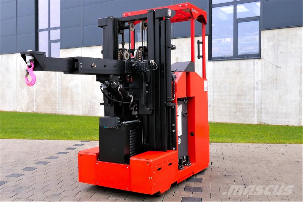 Baka EFV 2500 SO معدات التكديس الجوالة