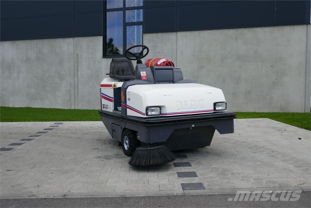 Dulevo Kehrmaschine 90 BK Pedestrian stacker