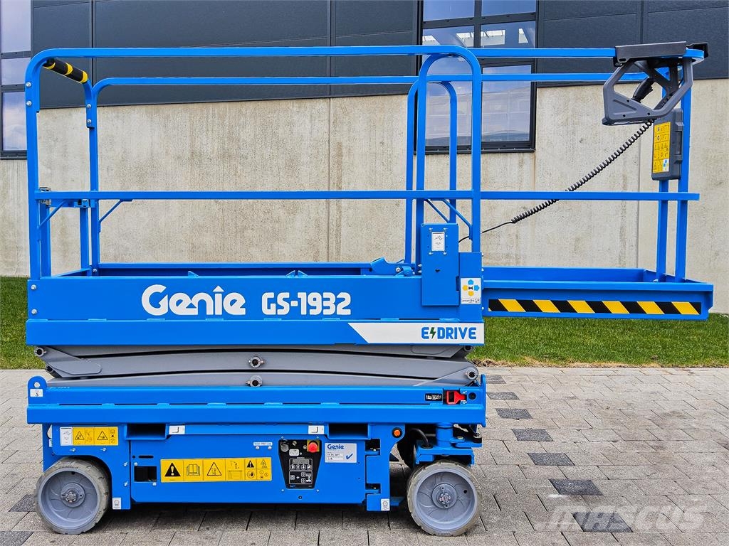 Genie GS 1932 Scissor lifts