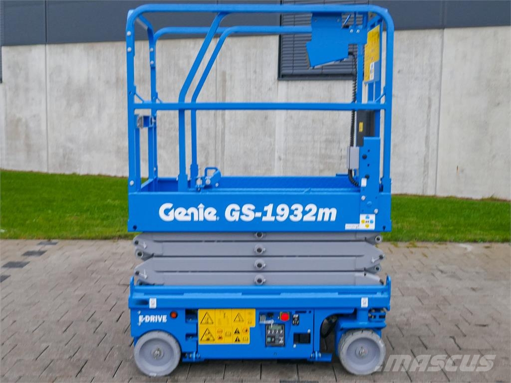 Genie GS-1932m E-Drive 剪叉式升降机
