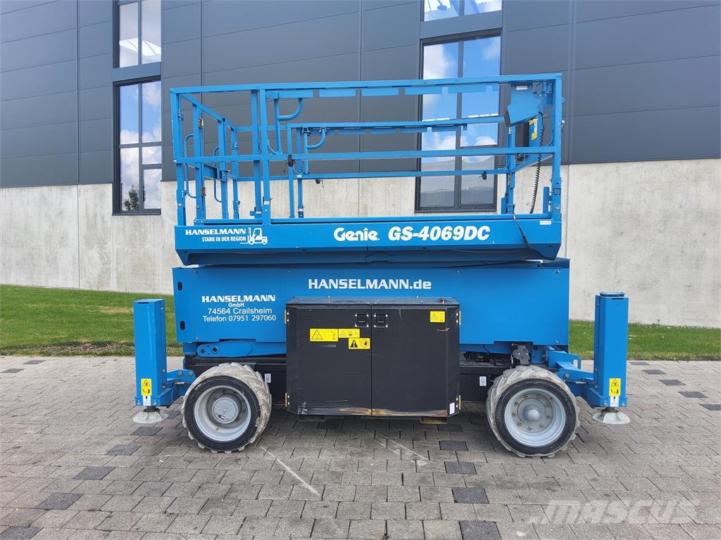 Genie GS 4069 DC Elevadores de tesoura