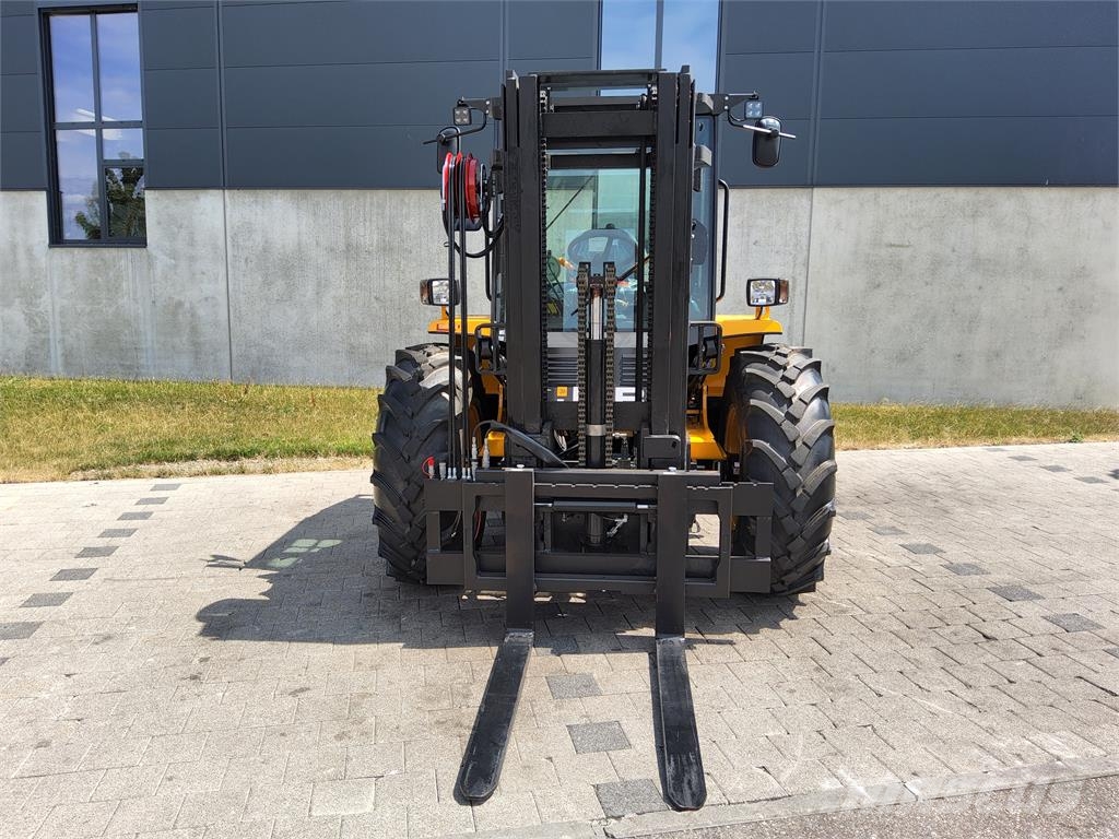 JCB 940-4 SV Tereptargonca