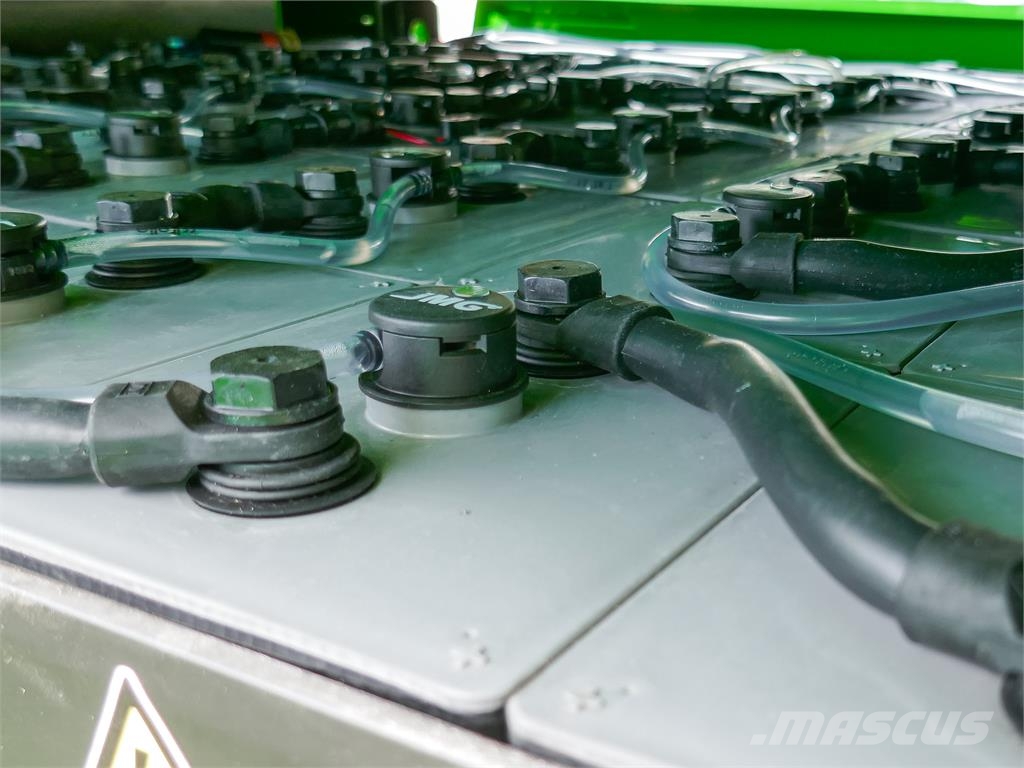 JMG MC 100S Druga dvigala/žerjavi