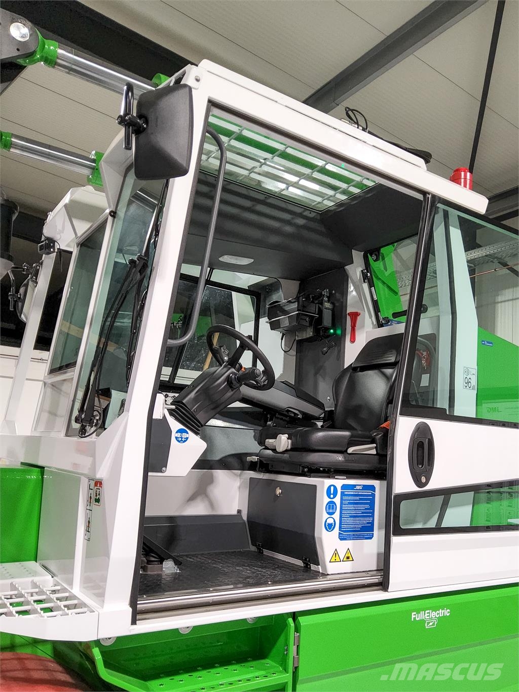 JMG MC 250.09FL Akumulátorové vozíky