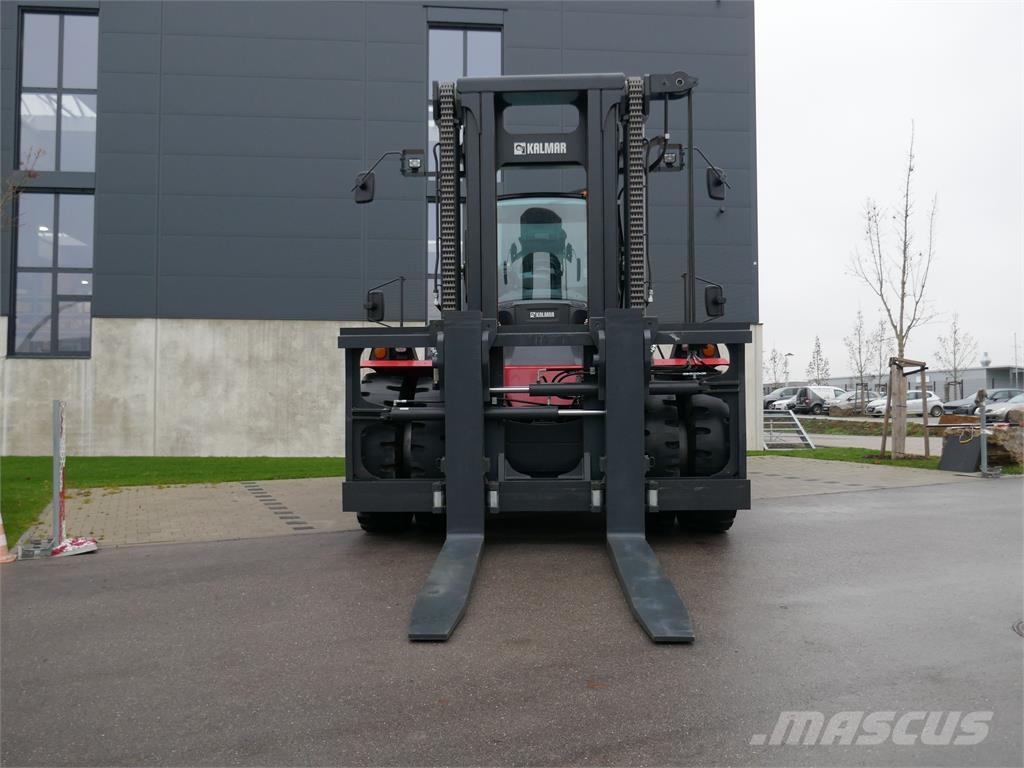Kalmar DCG 330-12 Diesel forklifts