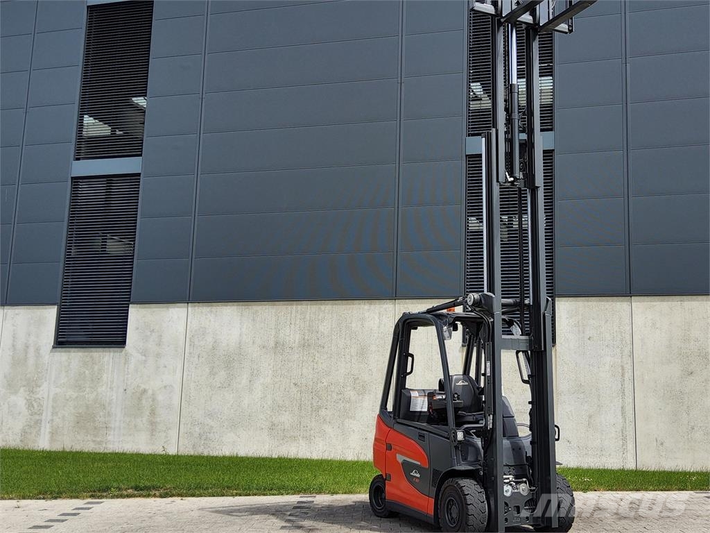 Linde E 30 Sähkötrukit