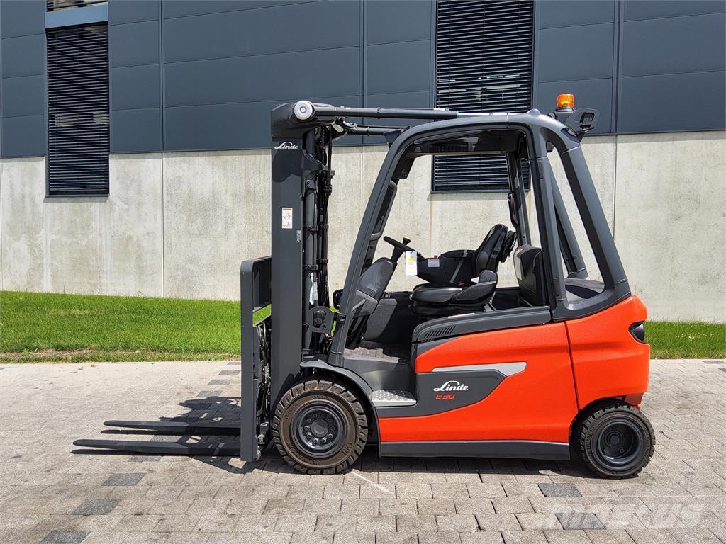 Linde E 30 Sähkötrukit