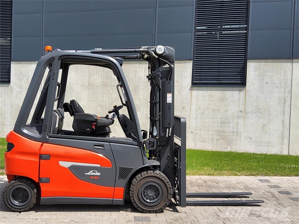 Linde E 30 Sähkötrukit