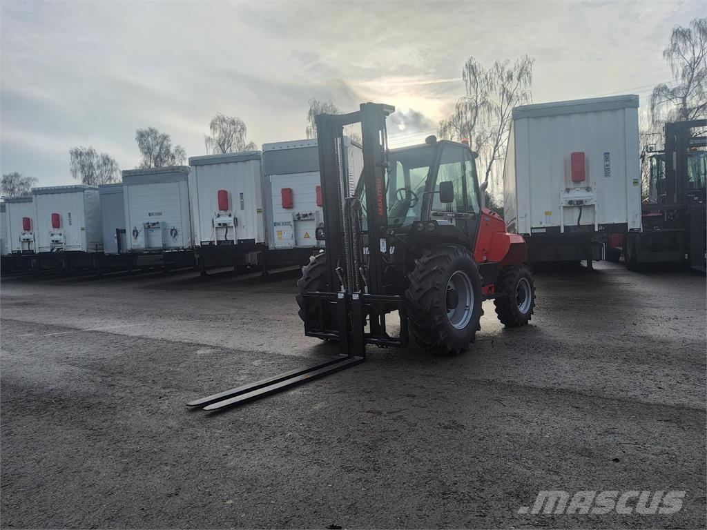 Manitou M 30-4 Maastotrukit