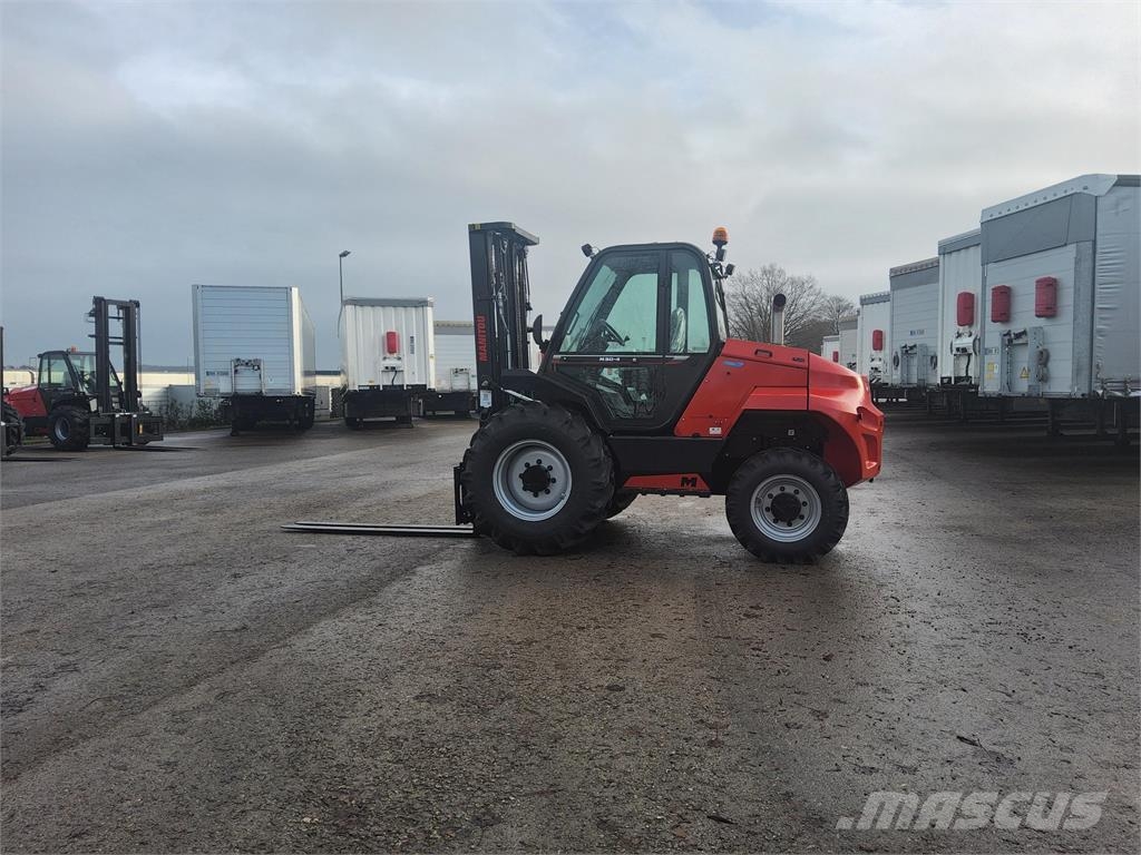 Manitou M 30-4 Maastotrukit