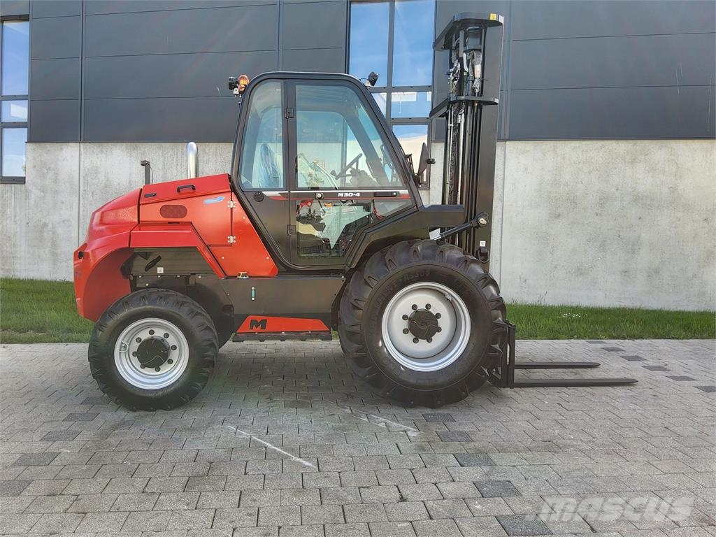 Manitou M 30-4 Maastotrukit