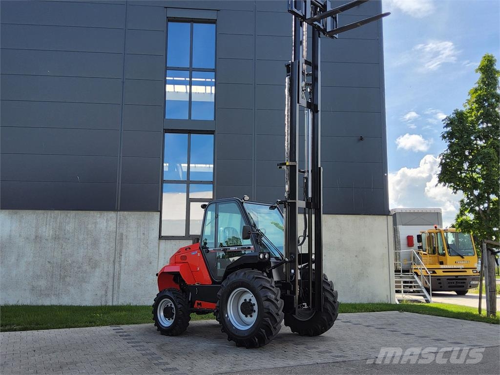 Manitou M 30-4 Maastotrukit