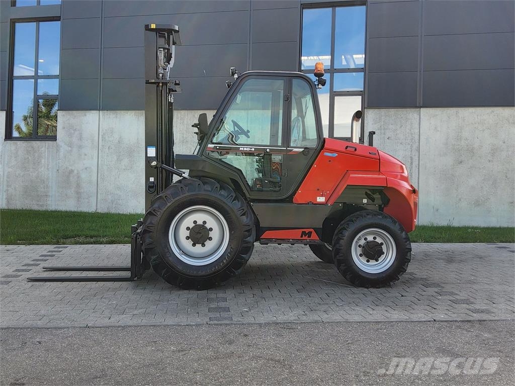 Manitou M 30-4 Maastotrukit