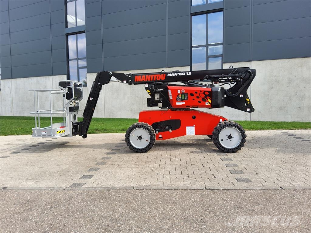 Manitou MANGO 12 Kuukulkijat