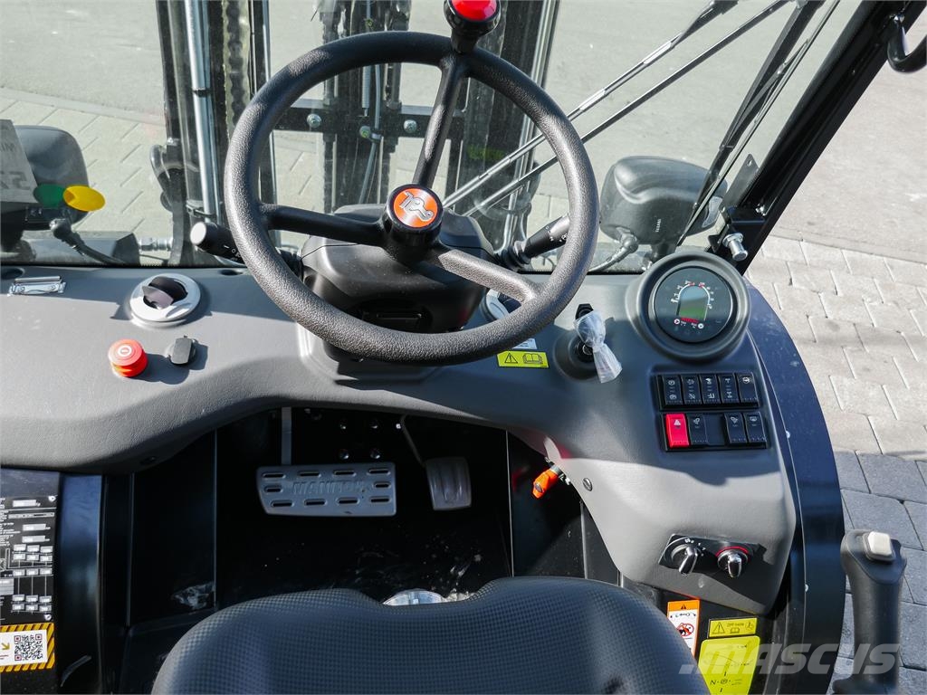 Manitou MC 25-4 Rough terrain truck