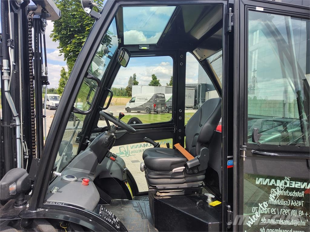 Manitou MC 25-4 Terrængående gaffeltruck