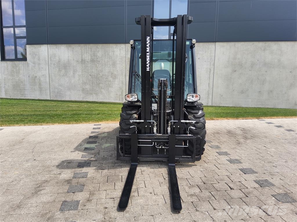 Manitou MC 25-4 Terrængående gaffeltruck