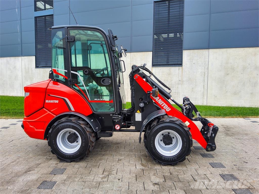Manitou MLA 3-25H Minikaivukoneet < 7t