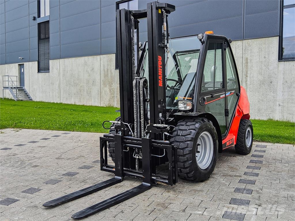 Manitou MSI 35D ST5 S1 Maastotrukit