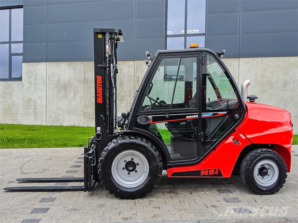 Manitou MSI 35D ST5 S1 Maastotrukit