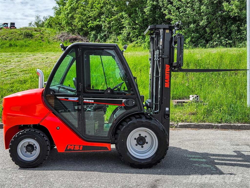 Manitou MSI 35D ST5 S1 Geländestapler
