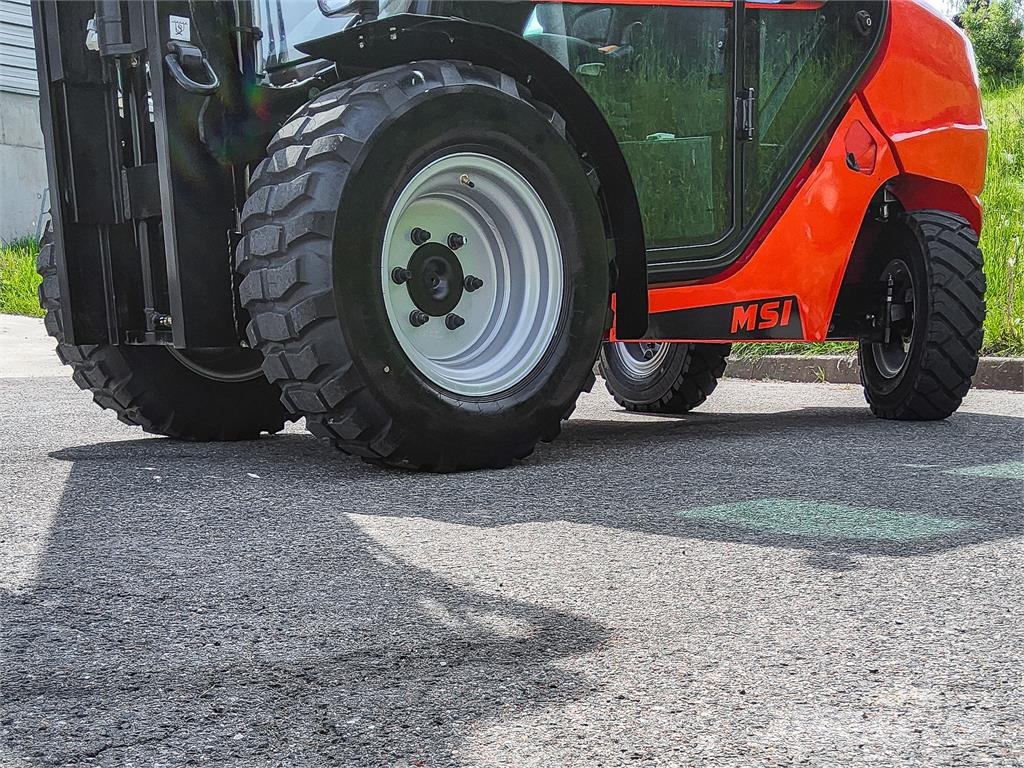 Manitou MSI 35D ST5 S1 Geländestapler