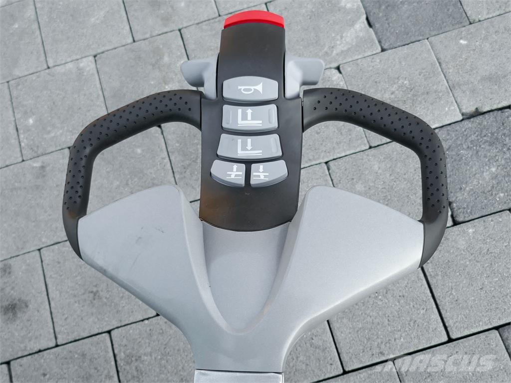 Still EXV 14i Pedestrian stacker